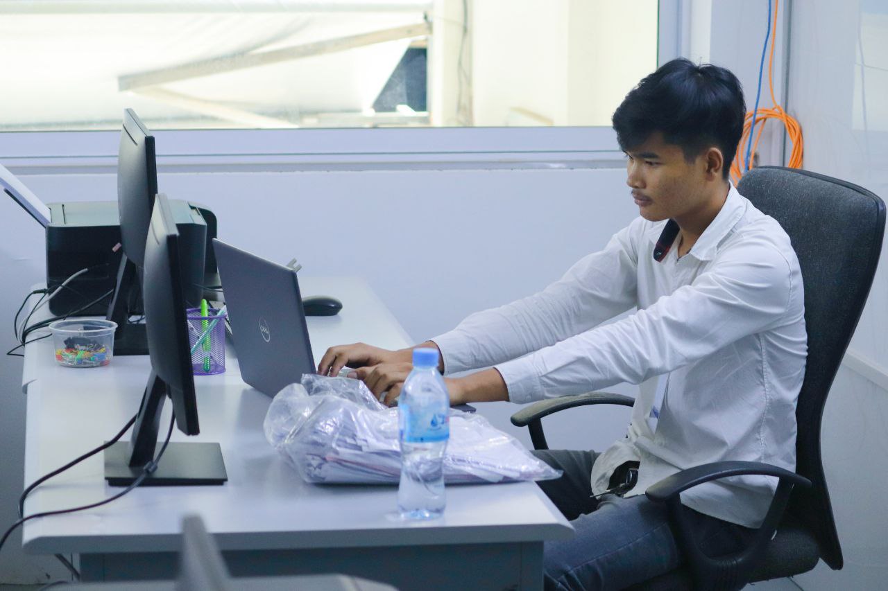 Seng Chhunyeang at ICT Professional Training Center